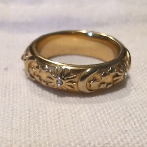 Elegant Gold Celestial Ring Size 7